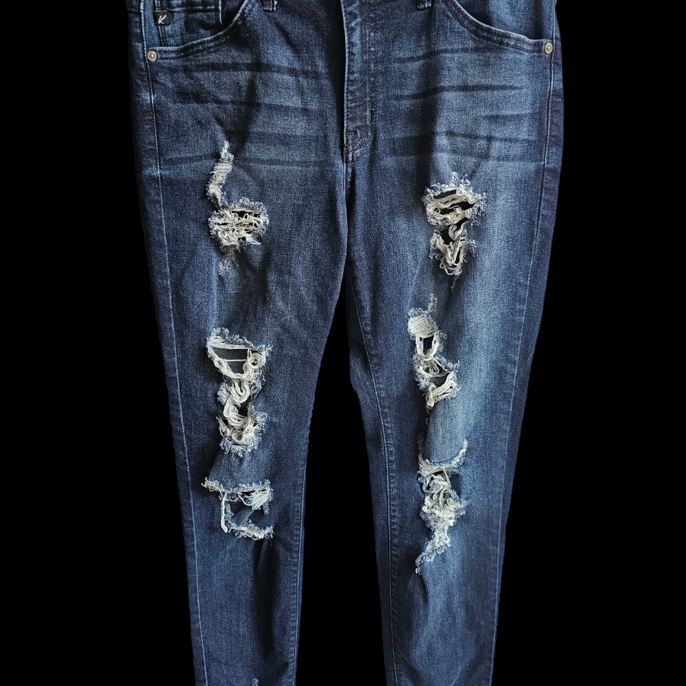 Distressed KanCan Jeans - Picture 5 of 7